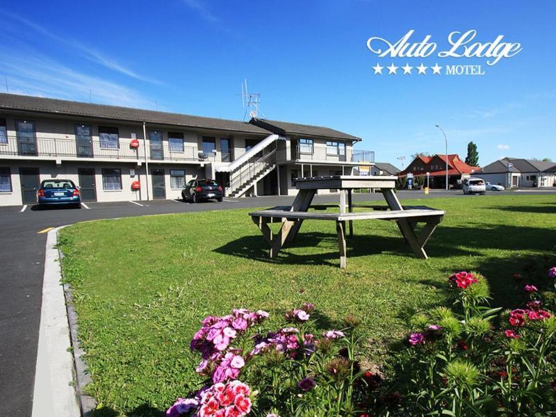 Auto Lodge Motel Hamilton Exterior photo